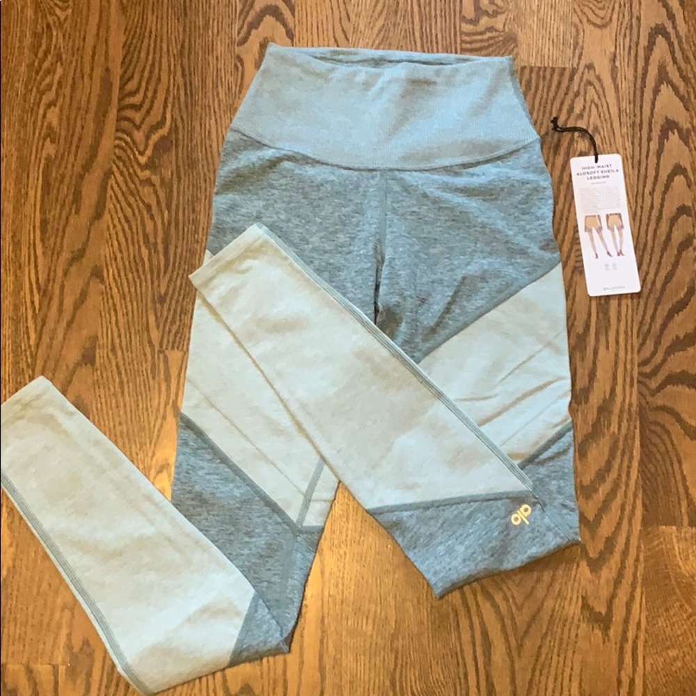 High waist Alo size XS new with tags!